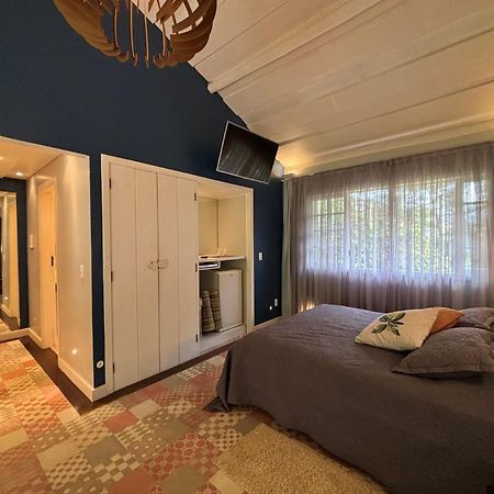 Auberge Suisse Pousada Нова-Фрибургу Екстер'єр фото