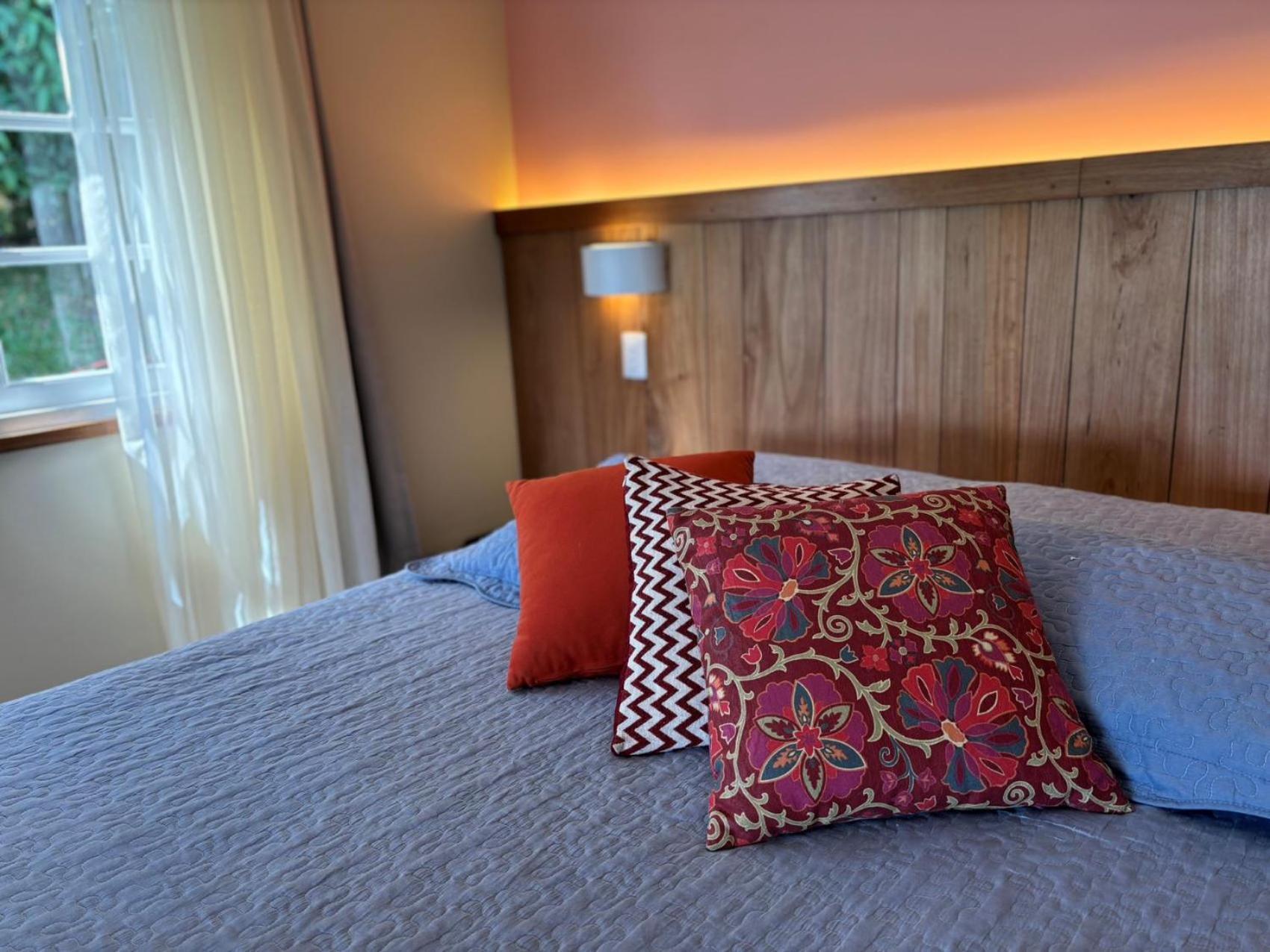 Auberge Suisse Pousada Нова-Фрибургу Екстер'єр фото