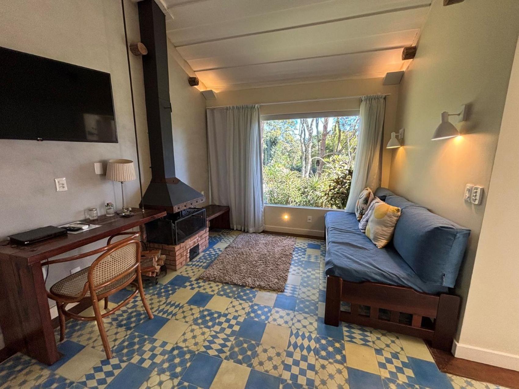 Auberge Suisse Pousada Нова-Фрибургу Екстер'єр фото