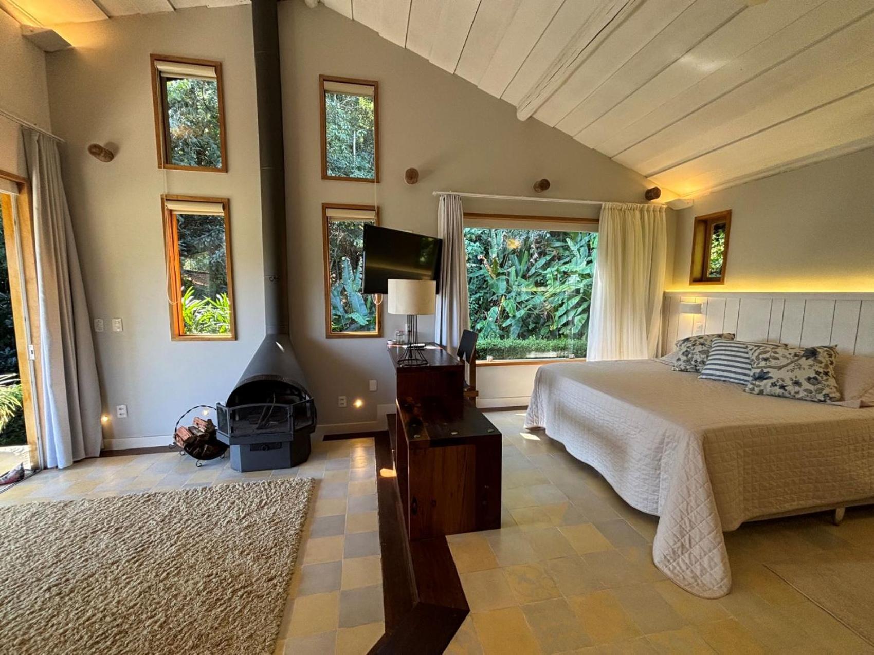 Auberge Suisse Pousada Нова-Фрибургу Екстер'єр фото