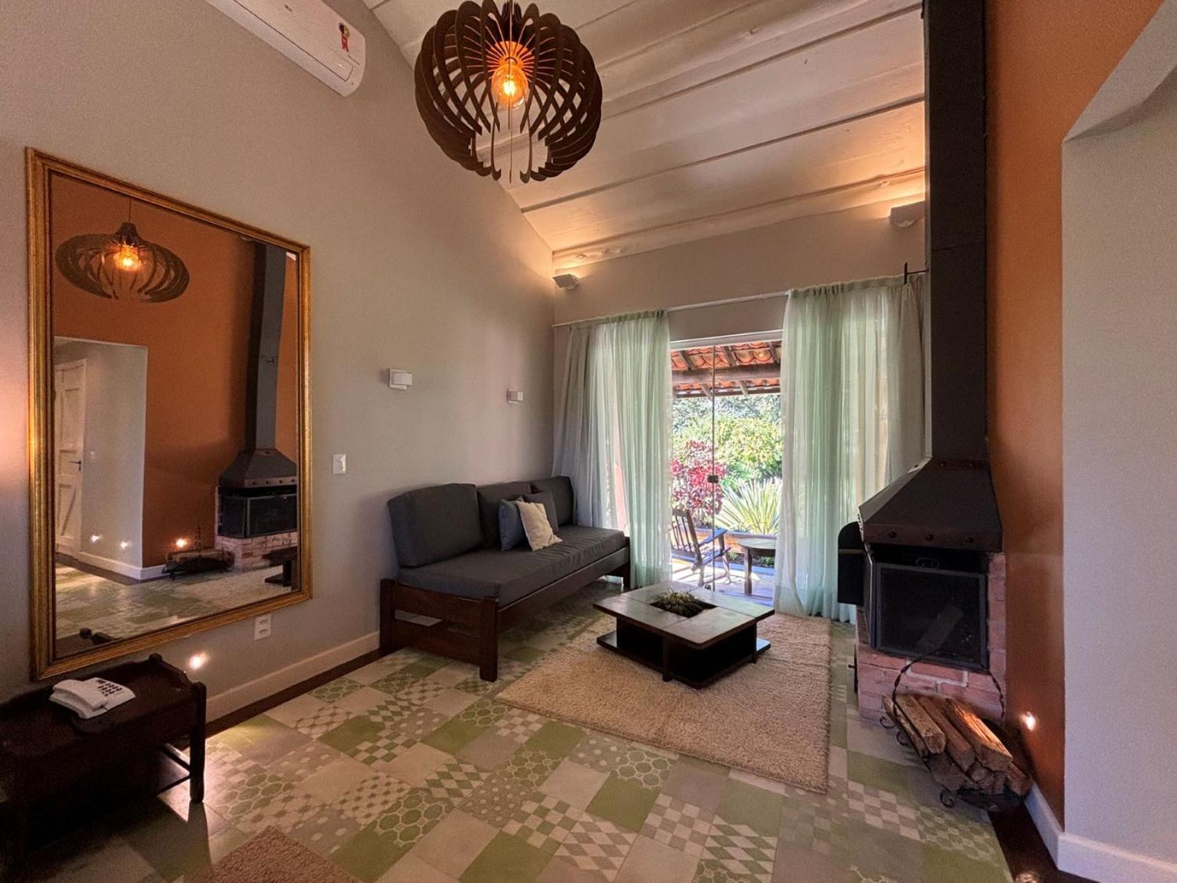Auberge Suisse Pousada Нова-Фрибургу Екстер'єр фото