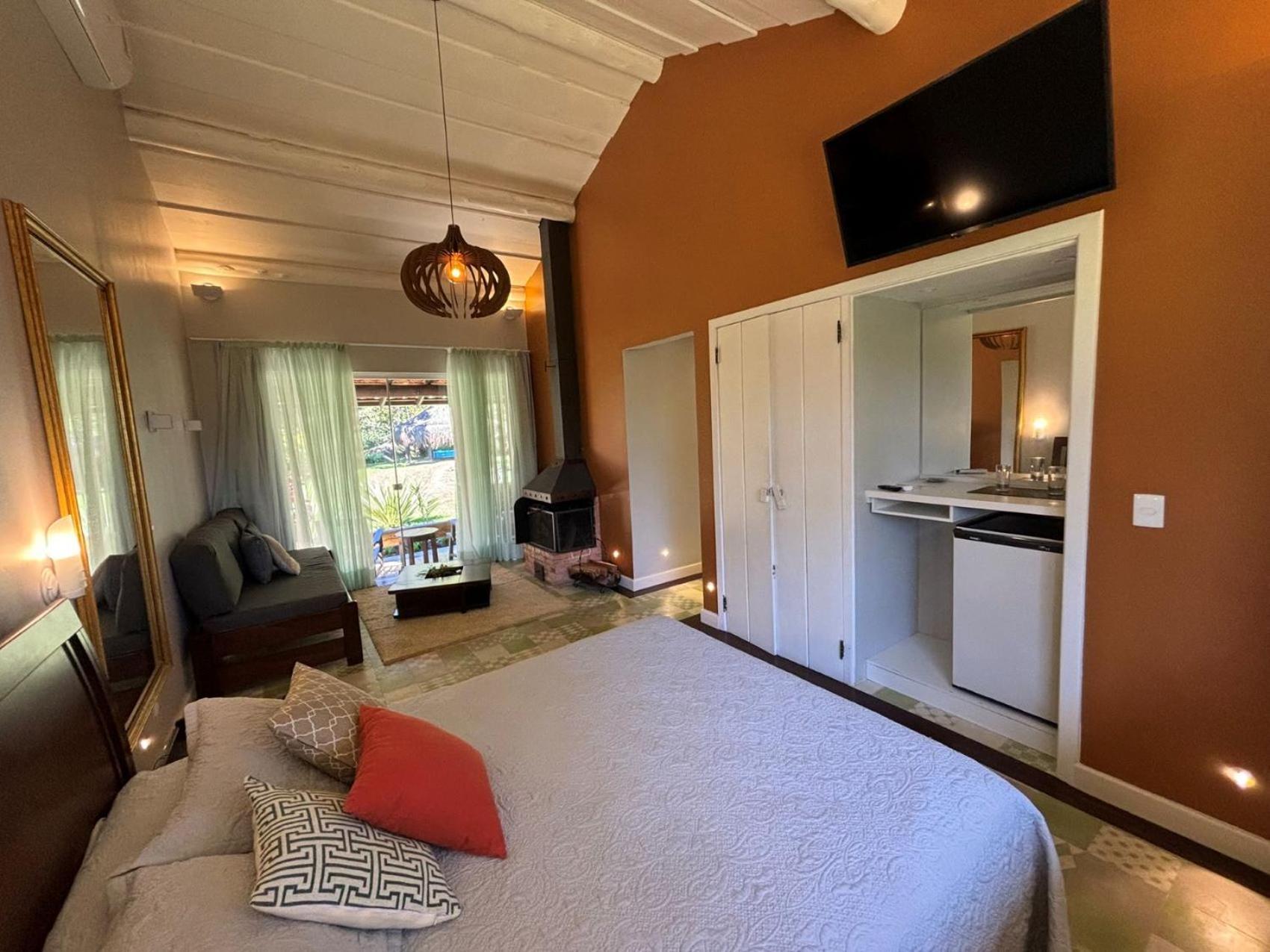 Auberge Suisse Pousada Нова-Фрибургу Екстер'єр фото